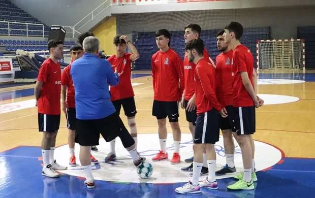 Yığmamız Şiroki Briyeqdə ilk məşqə çıxdı 