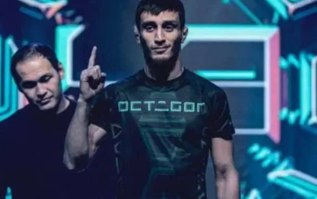 Azərbaycanlı MMA döyüşçüsü Qazaxıstanda qələbə qazandı 