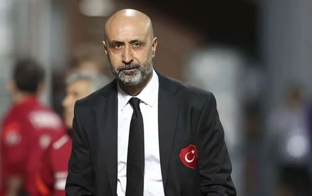 Superliqa klubunda yeni baş məşqçi 