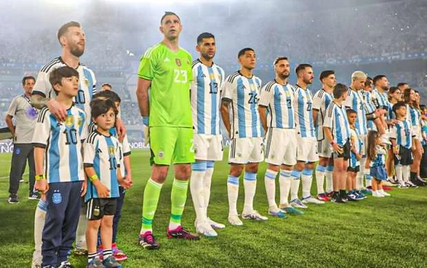Millimizin rəqibi məğlub oldu, Argentina inamlı qələbəyə sevindi 