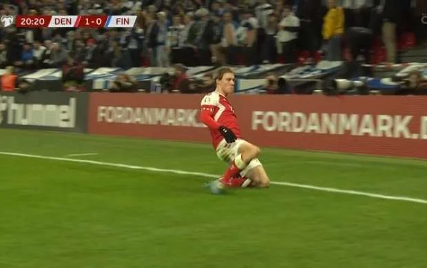 "Bayern Münhen" Danimarka millisinin forvardı ilə güclənir - SON DURUM 