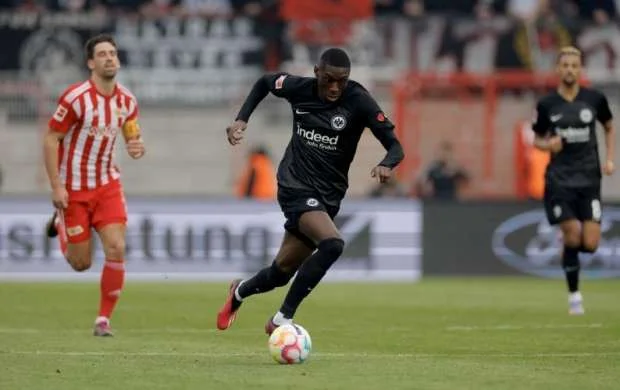 "Mançester Yunayted" Bundesliqadan hücumçu bəyənib 
