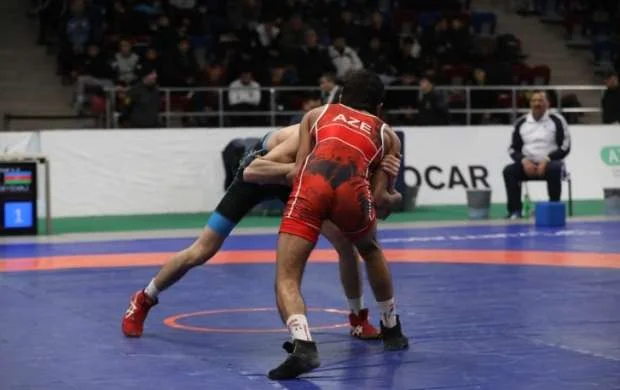 Azərbaycan çempionatında yunan-Roma güləşi üzrə yarışa start verildi 