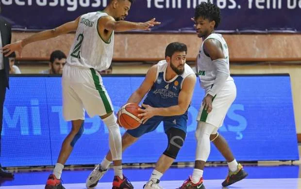ABL: “Sərhədçi” və “Sabah”dan vacib qələbələr 