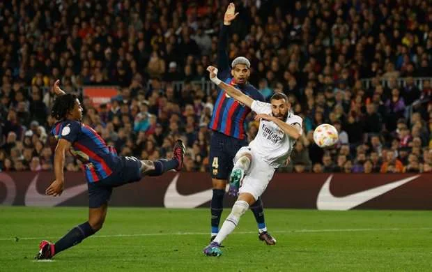 “Real” darmadağınla finalda! 