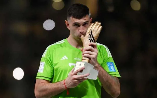 Emiliano Martinesi kim əvəz edəcək? 