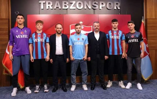 “Trabzonspor”da beş futbolçu ilə yeni müqavilə 