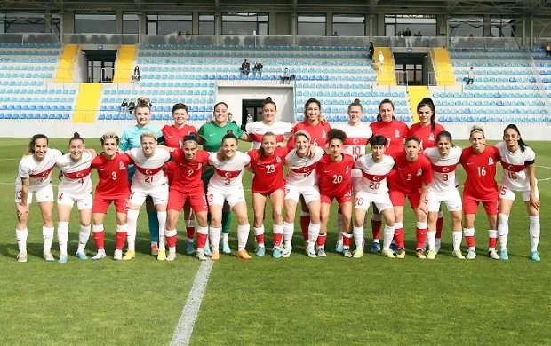 Millimiz Türkiyə yığmasına ilk oyunda məğlub oldu 
