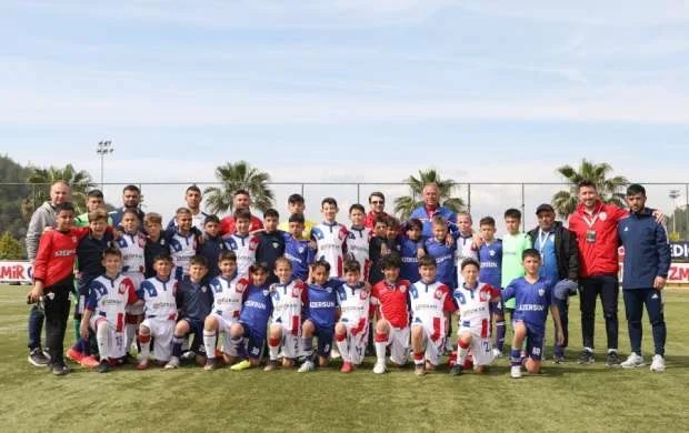 “Qarabağ” qrupda qaldı, “Neftçi” 1/6 finala yüksəldi - İzmirdə 