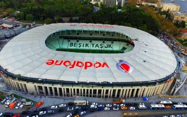 Rus şirkəti İstanbul nəhənginin sponsoru oldu  
