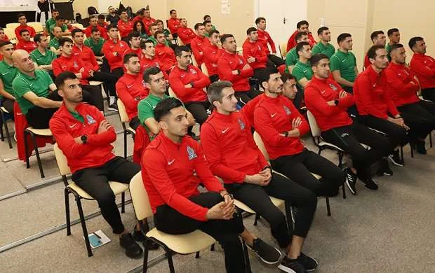 Hakimlər üçün seminar keçirildi - FOTOLAR 
