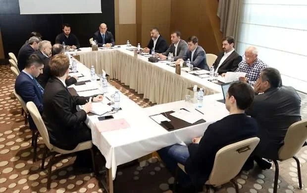 Klublar Komitəsinin növbəti iclası keçirildi 