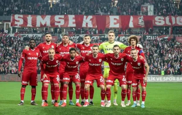 Super Liqaya vəsiqə qazanan ilk klub bəlli oldu 