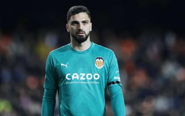 Günün transfer şayiələri: MY gürcü qapıçı ilə danışıqlar aparır 