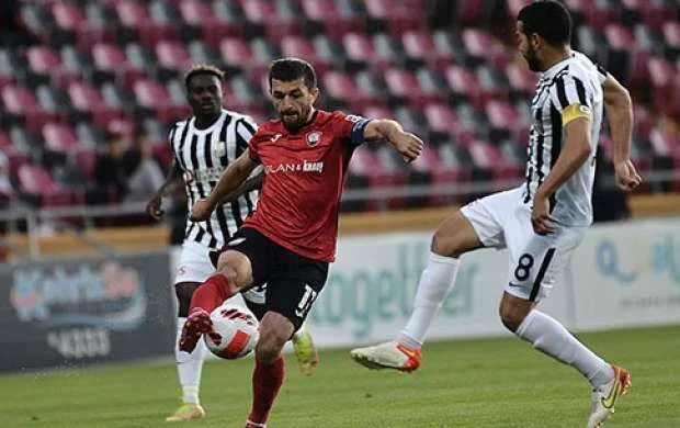 “Neftçi” və “Qəbələ”nin 64-cü dueli 