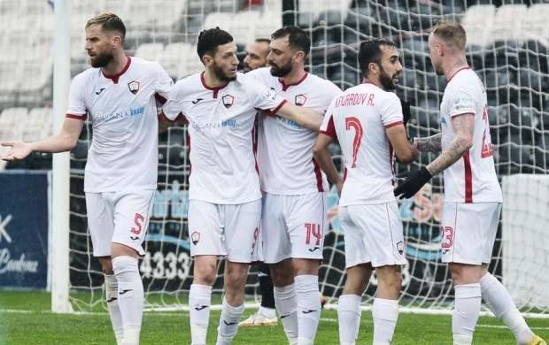 “Neftçi” ilə oyuna tam heyətlə 