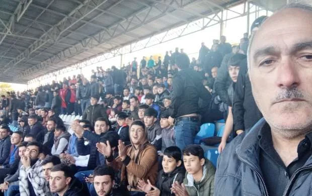 Tovuzlu azarkeşdən redaksiyamıza etiraz 