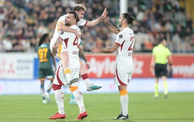 “Qalatasaray”dan darmadağın 