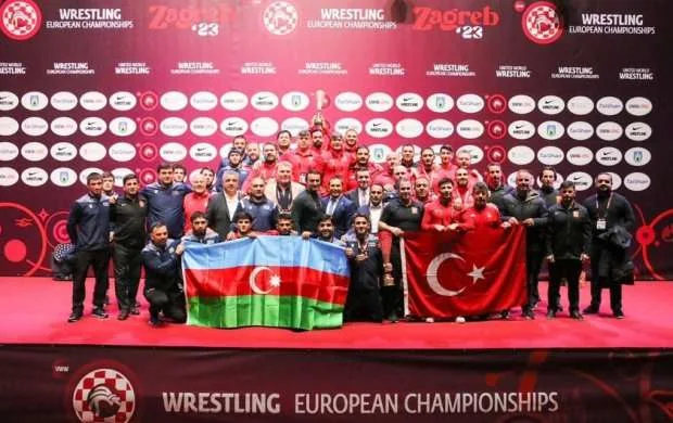 Avropa çempionatında qardaşlıq nümayişi 