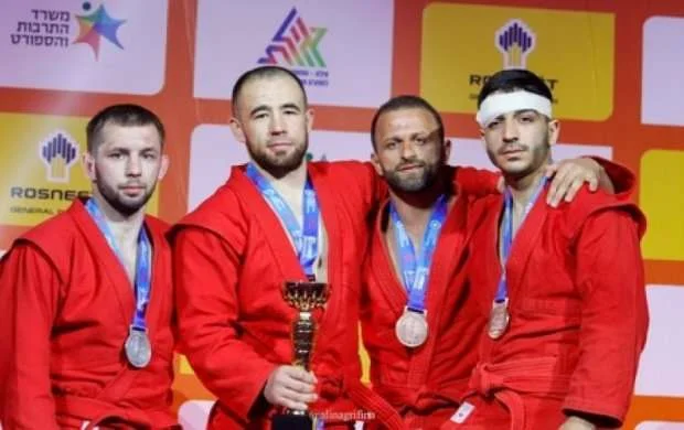 Samboçularımızdan Avropa çempionatında daha üç medal 