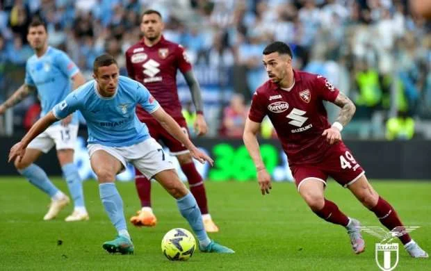 “Latsio” doğma meydanda xalsız qaldı 