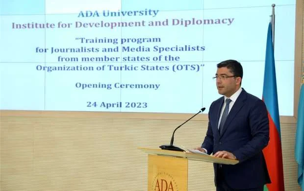 TDT dövlətlərinin jurnalist və media mütəxəssisləri üçün silsilə təlimlərin rəsmi açılışı olub - FOTOLAR 