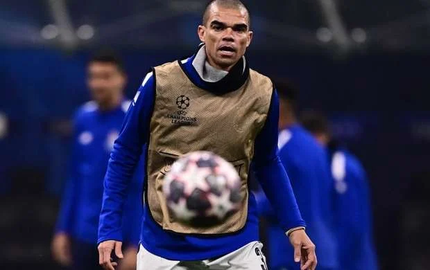 40 yaşlı Pepe ilə yeni müqavilə 