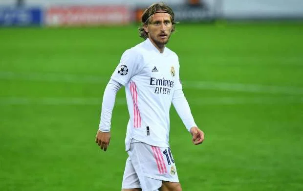 “Real Madrid”də Modriç şoku 