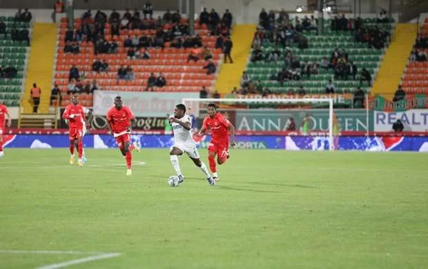 “Alanyaspor”a bir qol bəs etdi 
