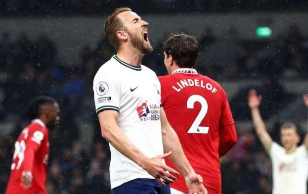 Keyn "Tottenhem"i tərk edir 