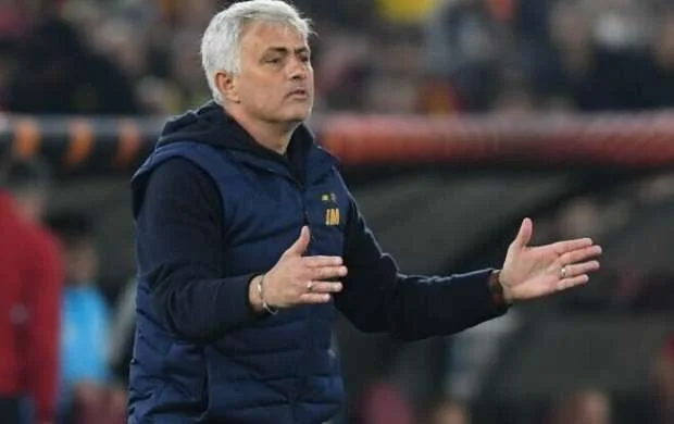 "Şevçenko "Milan"da şahzadə idi, amma..." - Mourinyu 