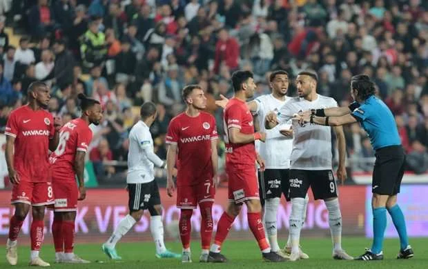 “Beşiktaş”dan inamlı qələbə 