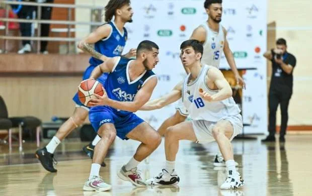 ABL: "AAAF Xırdalan"  "Sabah"a qarşı 