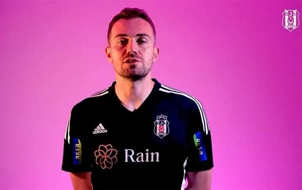 “Beşiktaş”ın futbolçularından “Sabah”la xeyriyyə matçına çağırış - VİDEO 