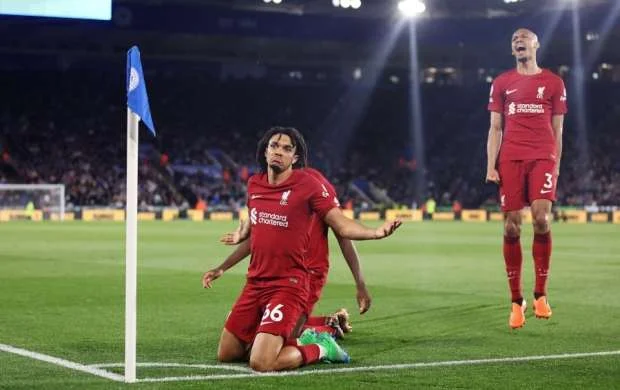 İPL: “Liverpul”dan darmadağın 