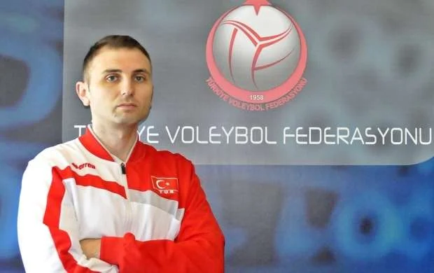 Millinin baş məşqçisinin köməkçisi müəyyənləşdi 