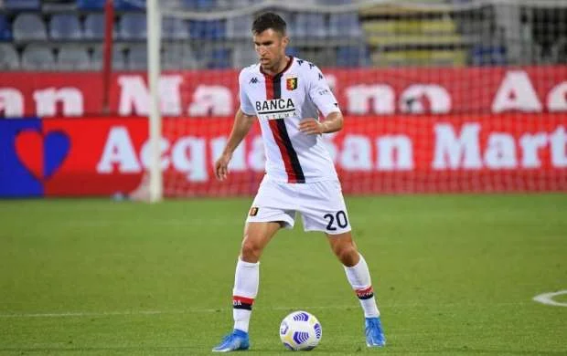 İtaliya klubu onun transfer hüquqlarını da aldı 