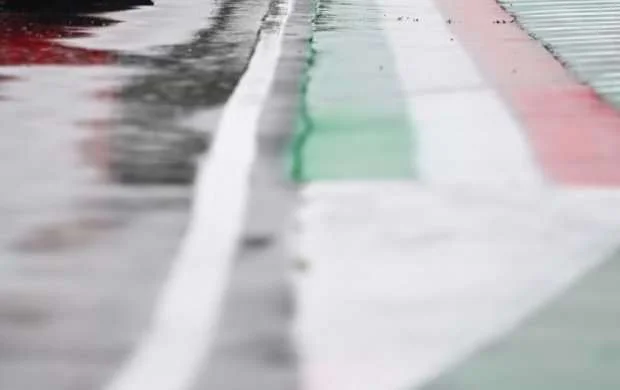 İtaliyadakı “Formula 1” yarışı ləğv edildi 