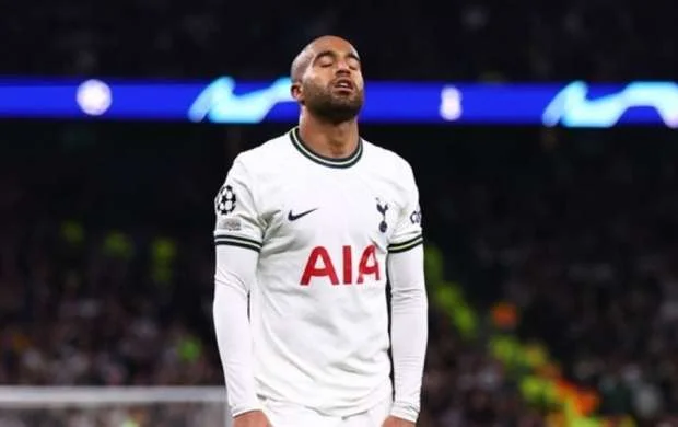 “Tottenhem” ayrılığı rəsmən açıqladı 