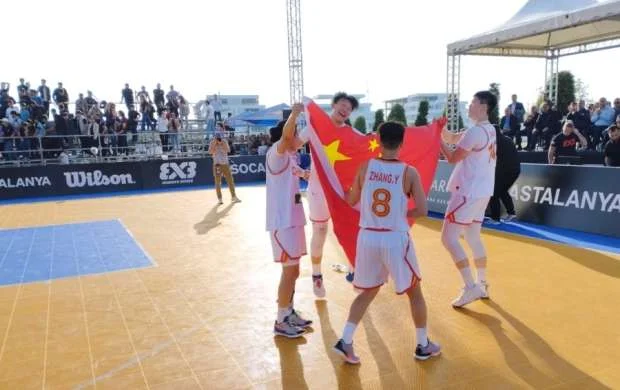 Çin yığması Astarada çempion oldu 