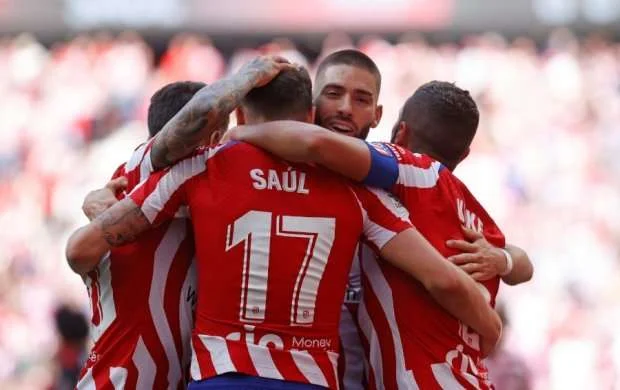 “Real” uduzdu, “Atletiko” darmadağına sevindi 
