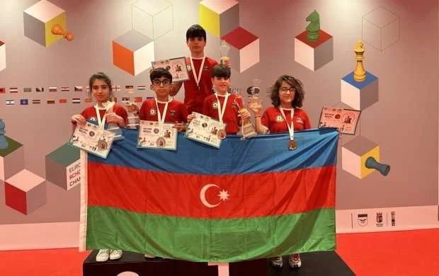 Şahmatçılarımız Avropa çempionatında beş medal qazandı 