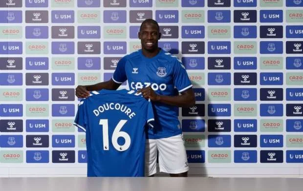 “Everton”da yeni müqavilə 