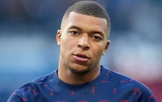 Mbappe PSJ ilə bağlı yekun qərarını verdi 