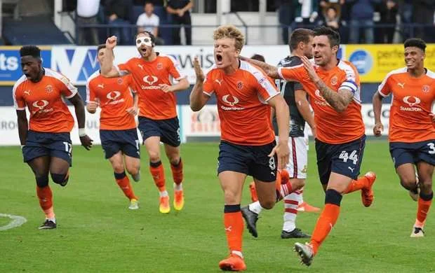 Premyer Liqaya vəsiqə qazanan sonuncu komanda müəyyənləşdi 