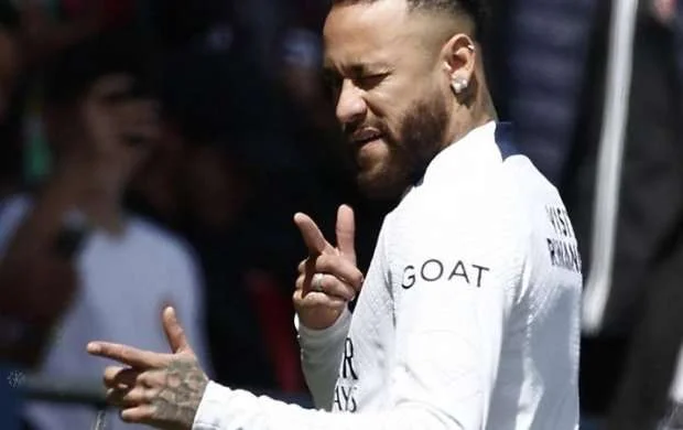 Neymar 400 milyona "yox" dedi 