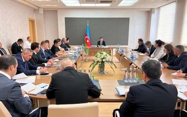 Mədət Quliyev “Əziz Şuşa” üçün iclas keçirdi 