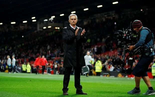 "Məğlub olsaq da, ləyaqətimizi itirmədik" - Mourinyu 