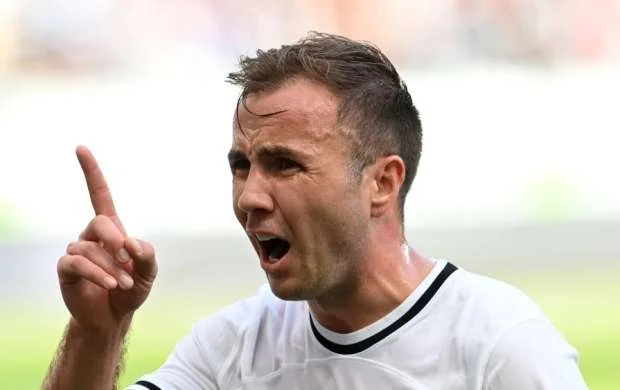 Götze ilə müqavilə yeniləndi - RƏSMİ 