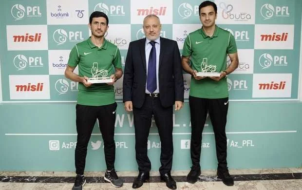 Finalın VAR hakimləri mükafatlandırıldı 
